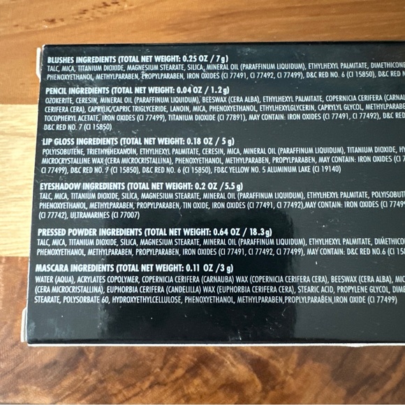 ME Makeover Essentials Beauty Diary Lip Eye Colors Mascara Eye Liner Blush- NEW - Picture 3 of 4